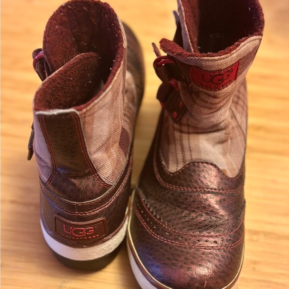 Ugg Marrais Waterproof Deep Maroon/Burgundy Boots. Size 7 - Picture 7 of 7